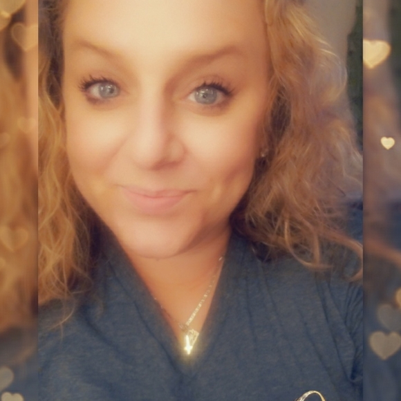 Meet your Posher, Sarah - Picture 5 of 9